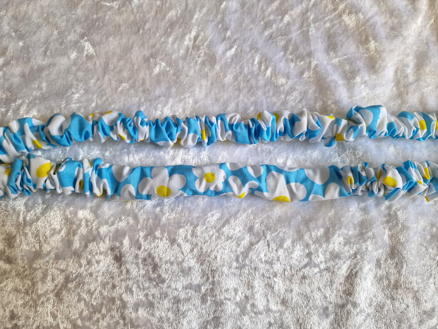 White Floral Lanyard