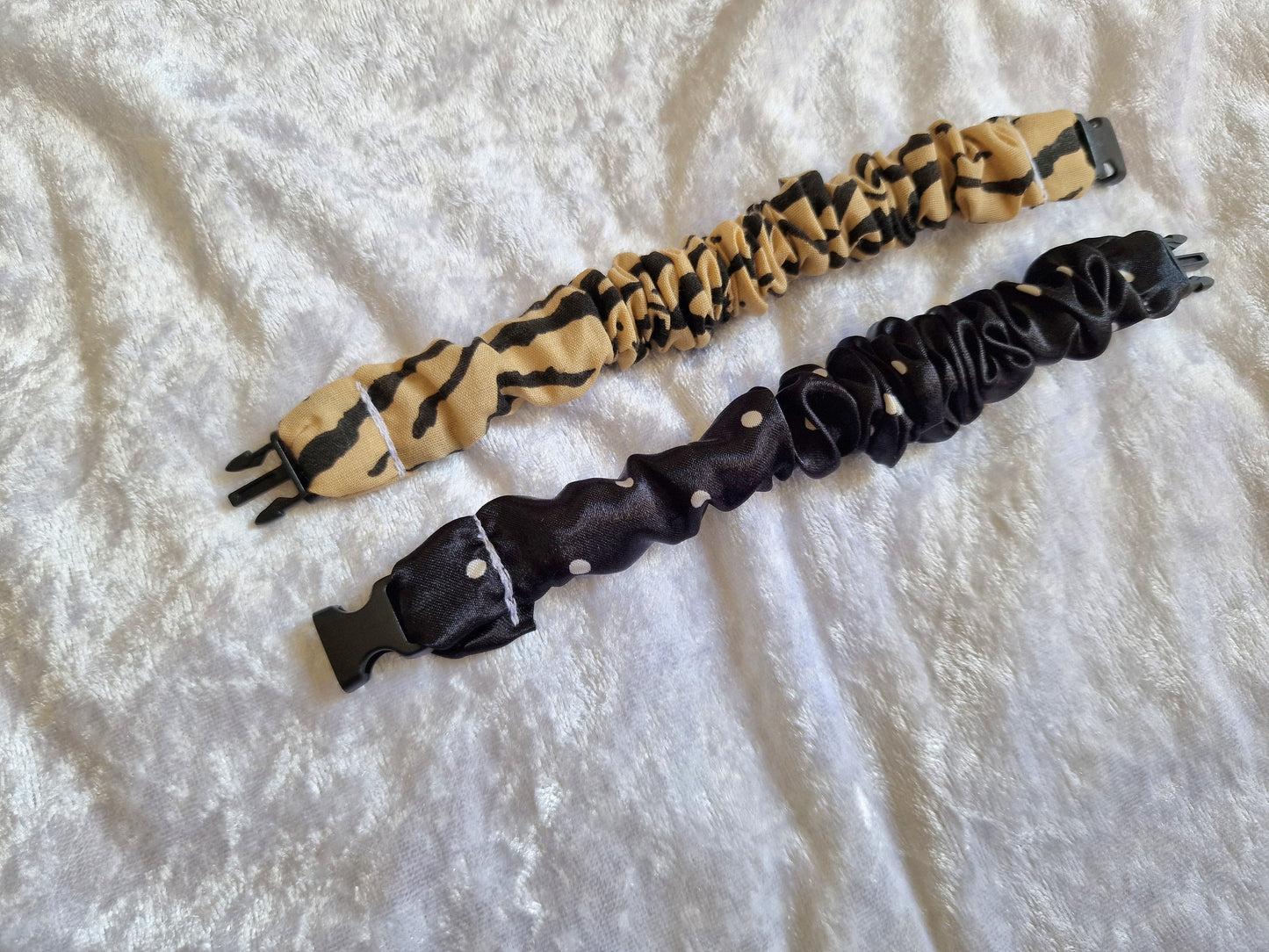 Black and White Polka Dot Breastfeeding Clips