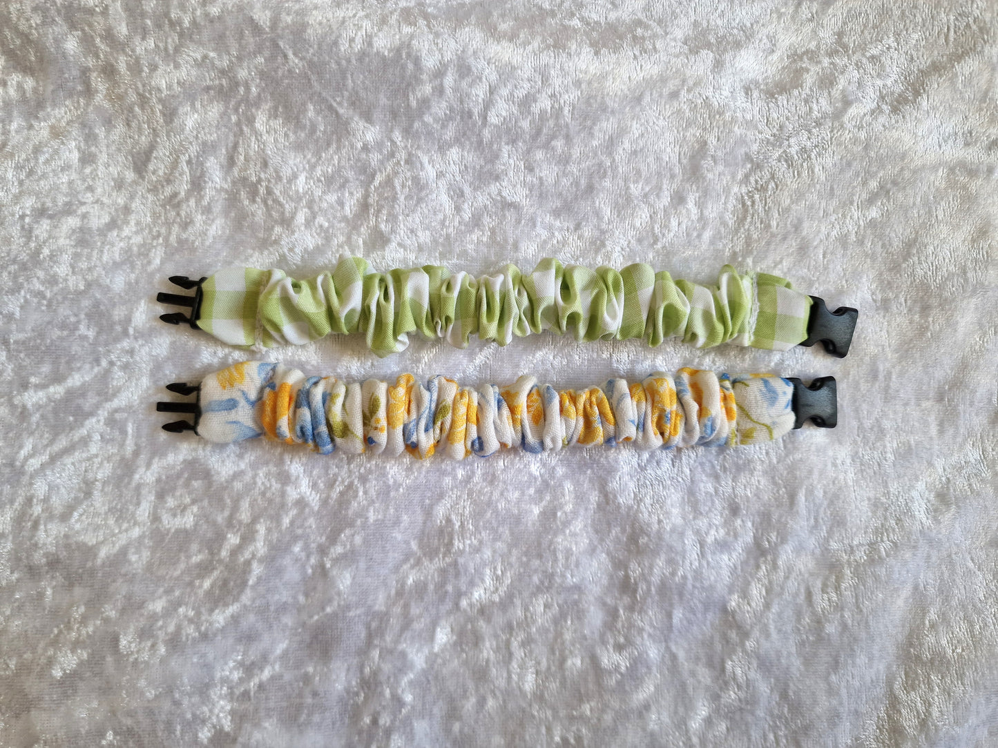Green Gingham Breastfeeding Clips