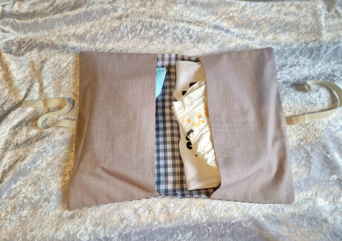Grey Gingham Nappy & Wipe Pouch – Baby Changing Bag Organiser