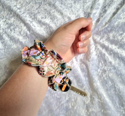 Floral Cuff Wristlet