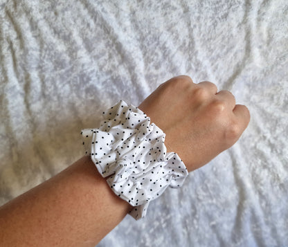 Black and White Polka Dot Cuff Wristlet