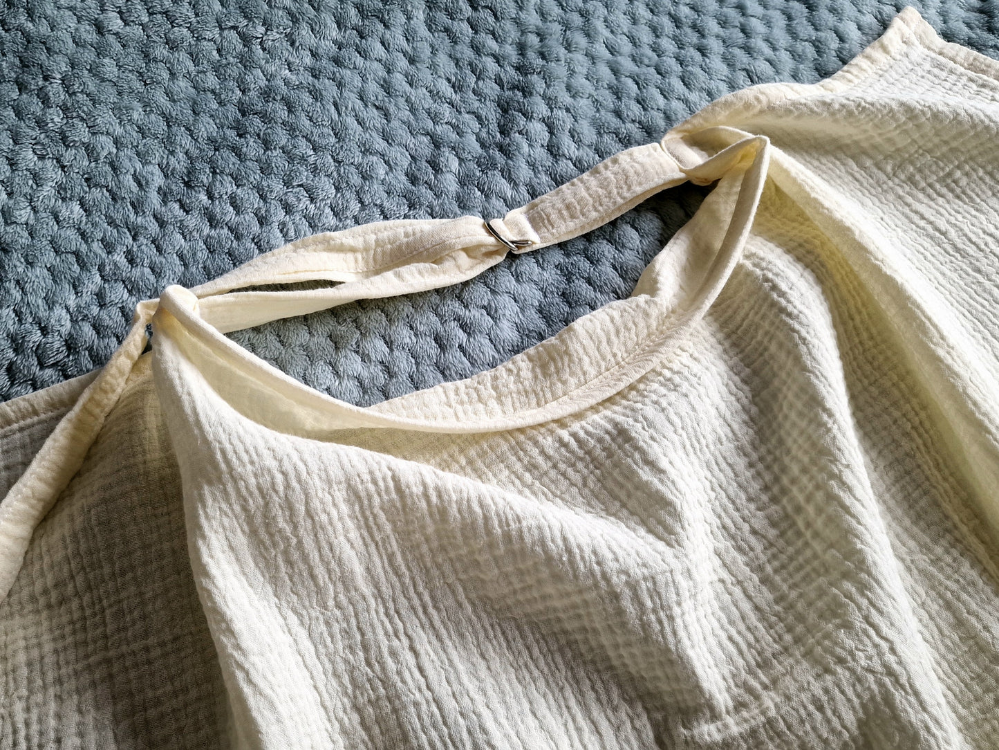 Butter Yellow Breastfeeding Cover