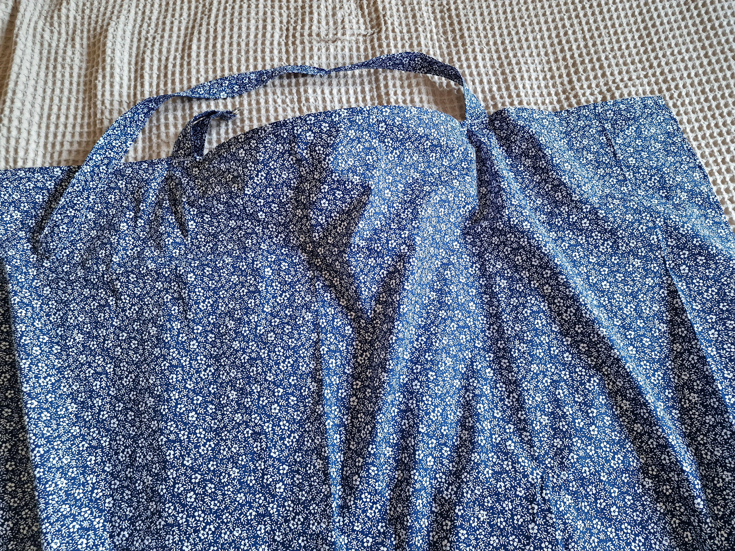 Navy Floral Breastfeeding Cover