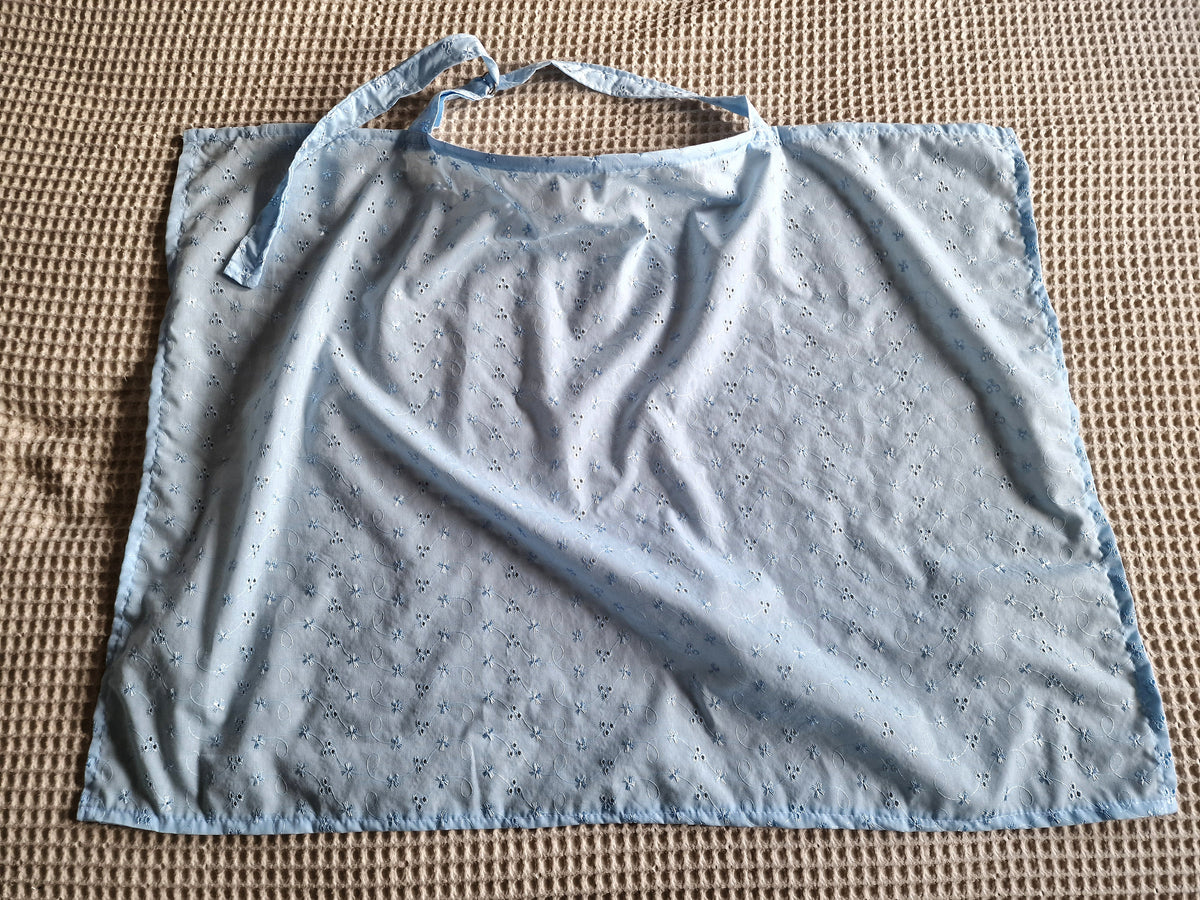 Light Blue Broderie Anglaise Breastfeeding Cover – Adjustable Straps & Boning